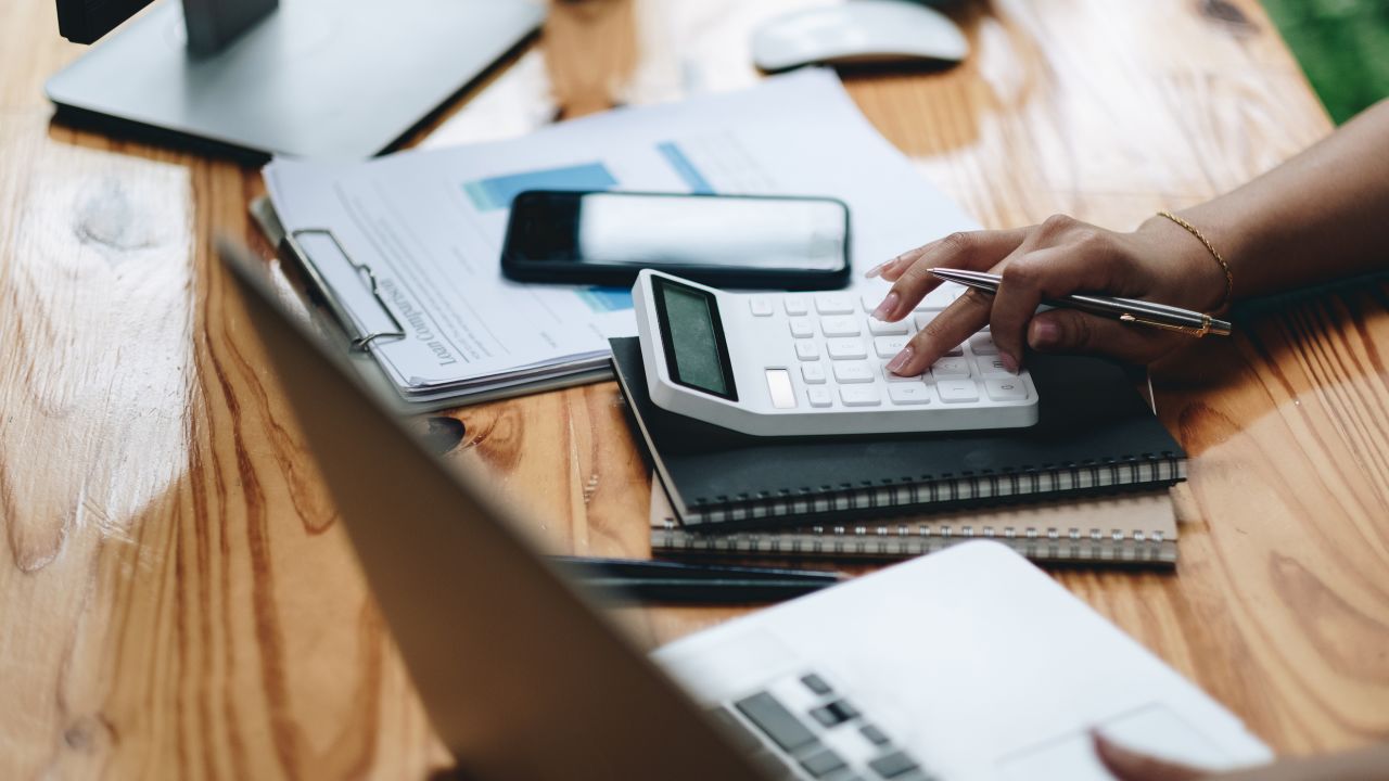 Financial Gurus